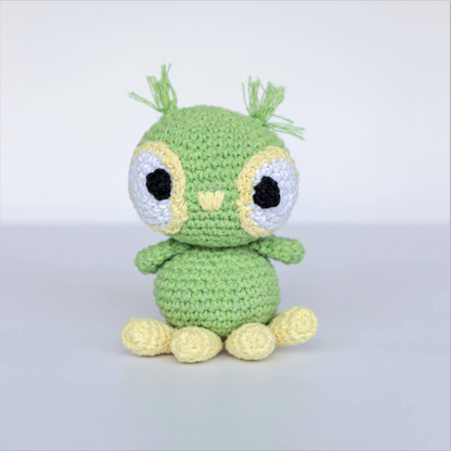 Tommy The Owl Crochet Kit